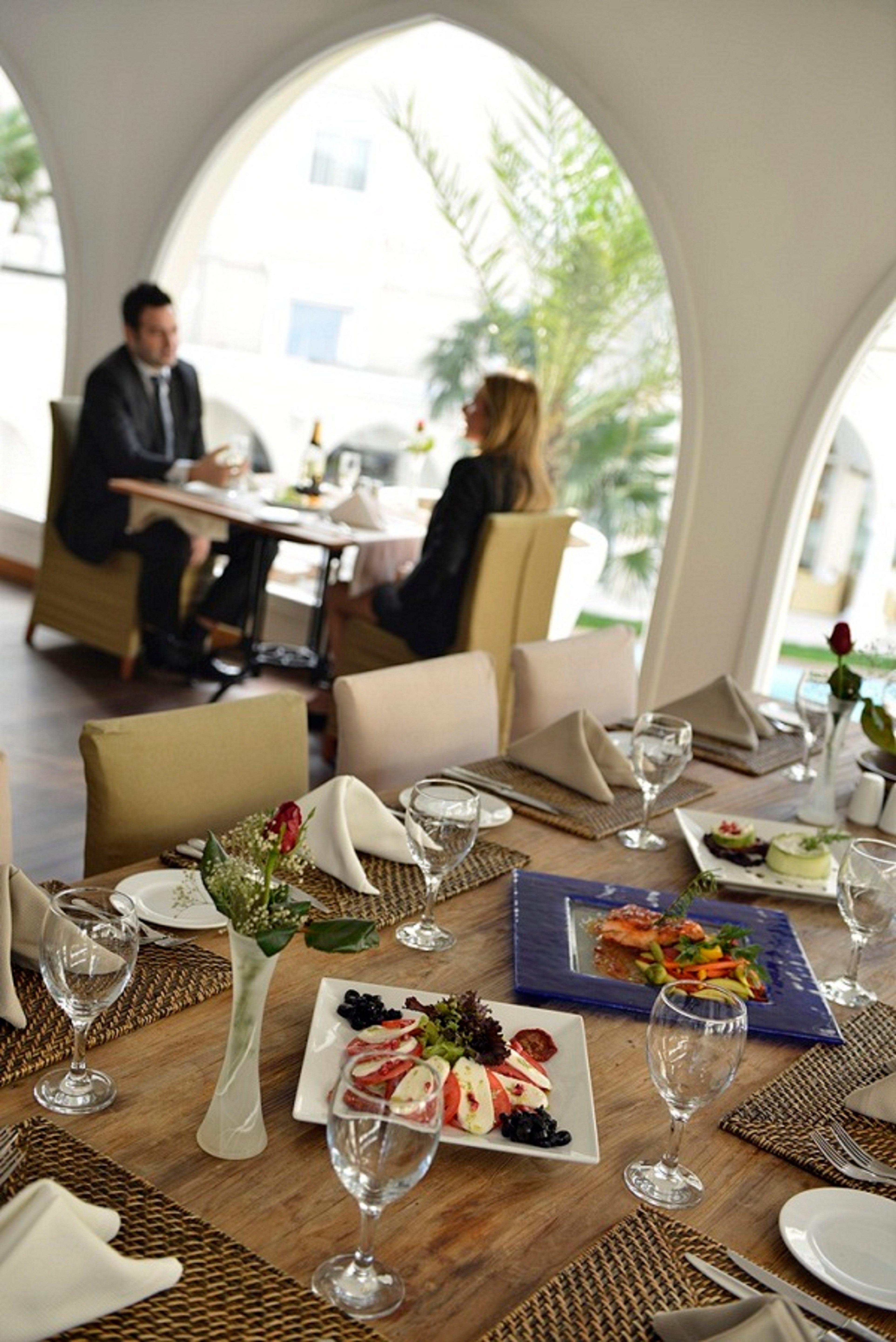 Holiday Inn Istanbul City By Ihg Exteriör bild Restaurant
