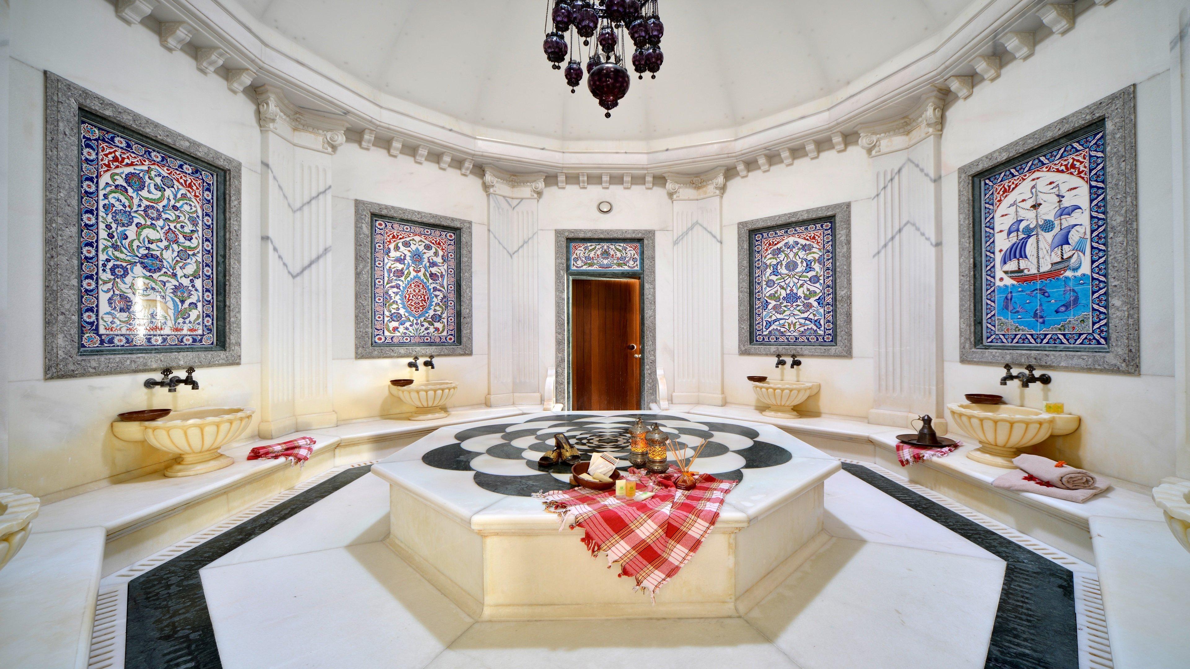 Holiday Inn Istanbul City By Ihg Exteriör bild Turkish bath