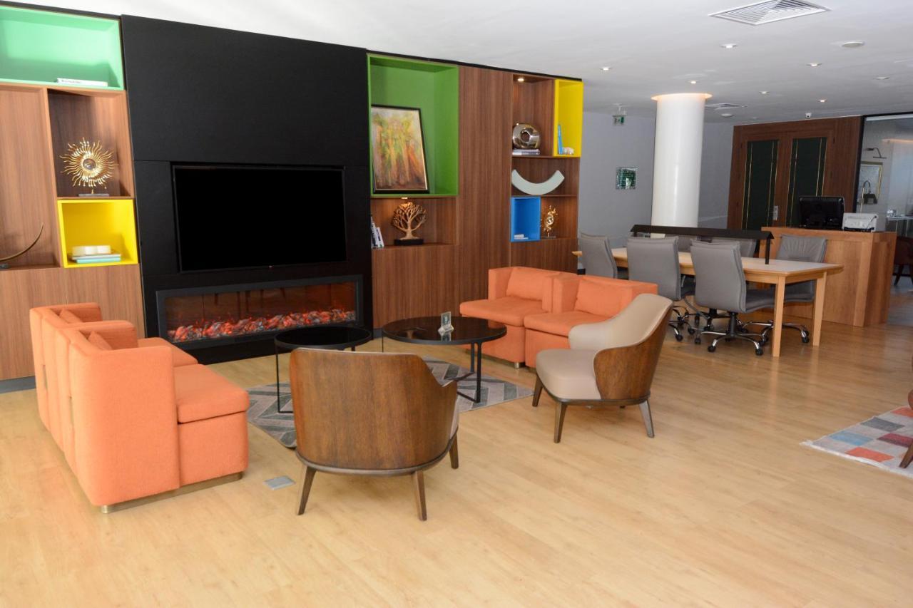 Holiday Inn Istanbul City By Ihg Exteriör bild 3D rendering of a living room