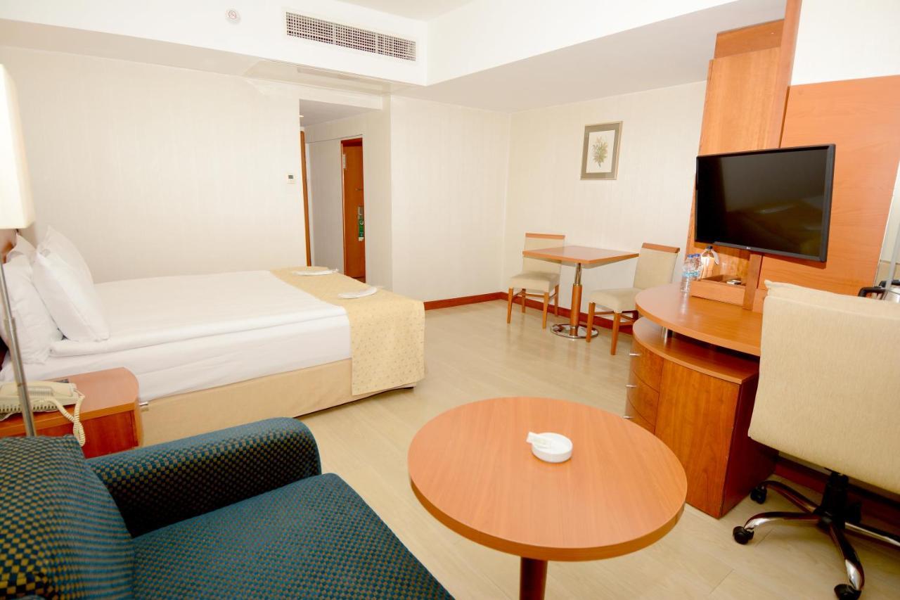 Holiday Inn Istanbul City By Ihg Exteriör bild