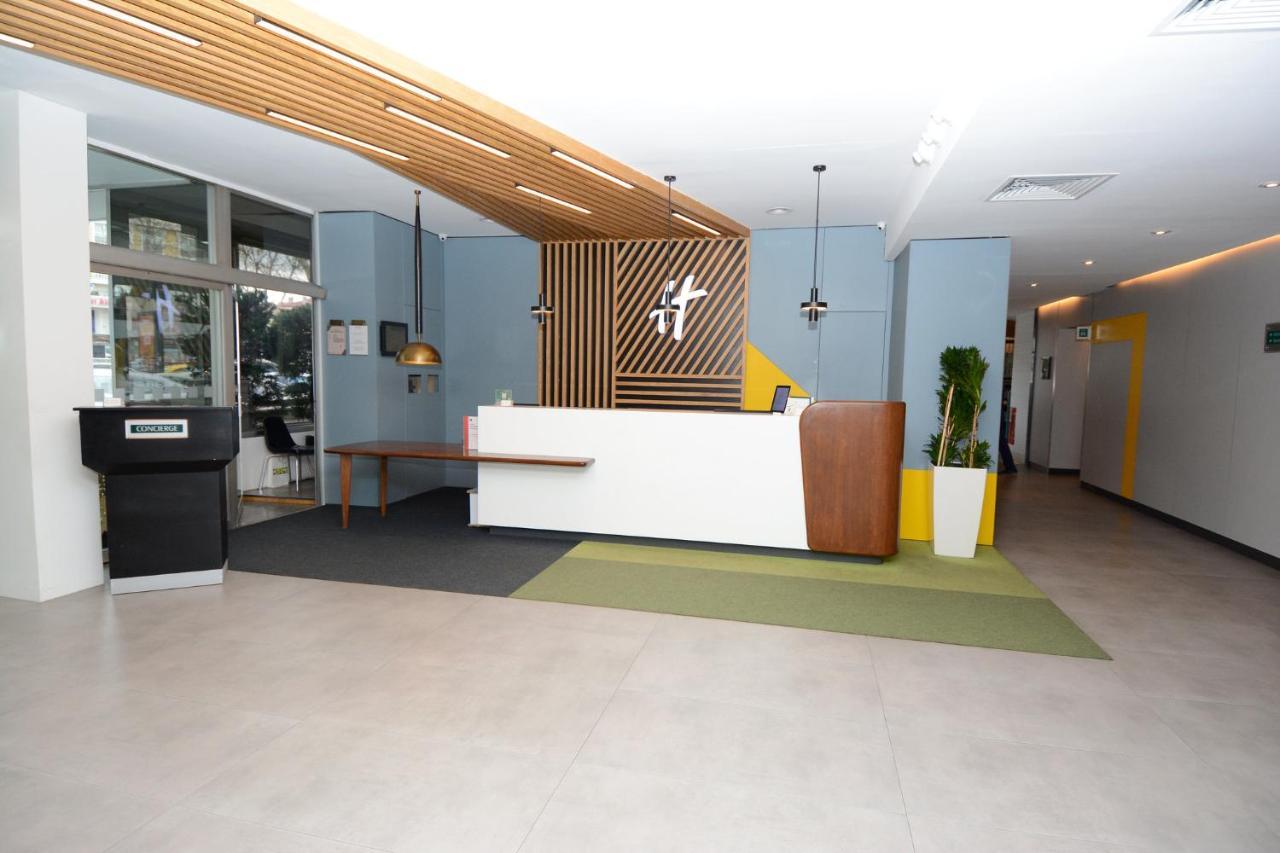 Holiday Inn Istanbul City By Ihg Exteriör bild Reception